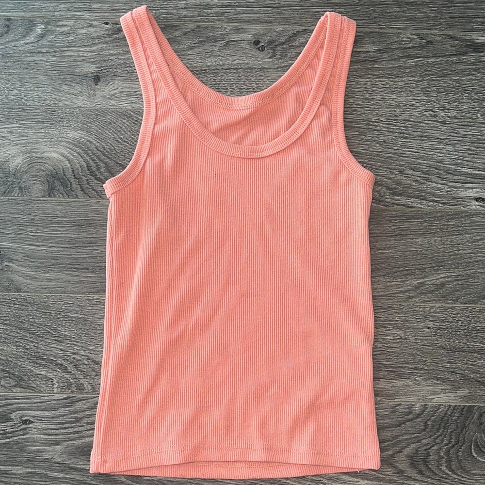 ribbed tank top